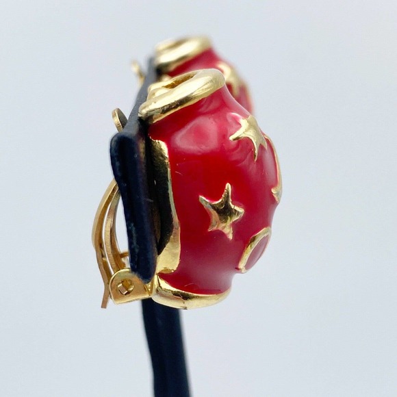 Vintage Red Enamel Gold Tone Clip On Earrings Moon Stars Celestial 3-D Heavy 1" - Picture 3 of 6